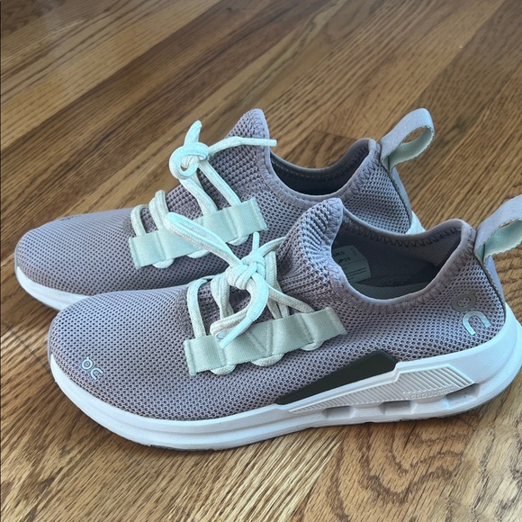 On Cloud easy Light Purple Sneakers US 7 - Picture 4 of 7